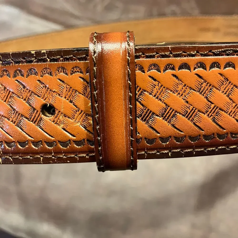 Vintage‎ Cowhide Leather Braided Belt Size 50 1.5in width
